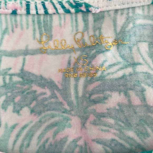 Lilly Pulitzer, short sleeve shirt, size extra small - Picture 5 of 6
